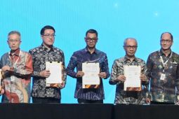 PLN Teken Kerja Sama Pemanfaatan Gas Domestik di IPA Convex 2025