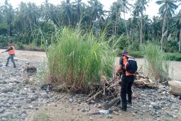 Basarnas cari petani Mongkonai Barat diduga terseret  arus sungai