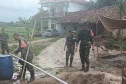 TNI bangun lima sumur bor penuhi kebutuhan warga Kragilan