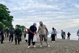 Bupati Buleleng pimpin gerakan bersih sampah