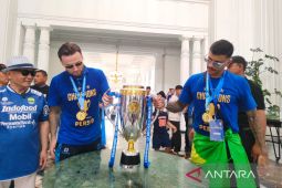 Skuad Persib juara disambut ribuan Bobotoh di Gedung Sate Bandung