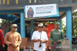 DPRD DIY tanam mangrove guna pengembangan wisata di Baros Bantul