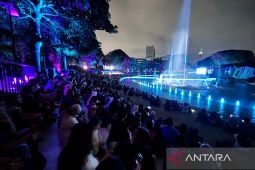 Jakarta Light Festival tetap dapat sambutan meriah dari warga di Hari kedua