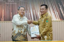 Bupati Muba bersama Ketua DPRD Muba terima Laporan Keuangan 2024 dari BPK Sumsel