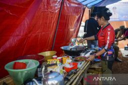 Dapur umum penyintas bencana di Lebak