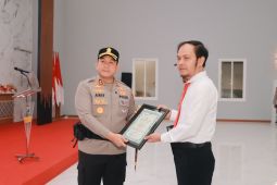 Polres Blitar beri penghargaan anggota ungkap jaringan narkoba