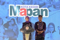 Wali Kota Kediri ungkap capaian 100 hari kerja sasar pelayanan publik