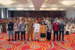 OJK perkuat literasi keuangan  kepada guru di Sumut cegah penipuan