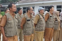 Pemkab Karawang turunkan ratusan petugas pemeriksa kesehatan hewan kurban