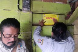 Perumda Pasar segel 69 kios di Pasar Kalimbu karena tak bayar sewa