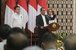 Gunung Dukono Halmahera Utara erupsi, asap dan abu vulkanik muncul Kamis pagi