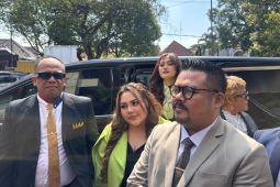 Lisa Mariana hadiri sidang perdana gugatan perdata terhadap Ridwan Kamil