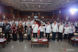 Wali Kota Eri Cahyadi serahkan SK untuk 648 CPNS