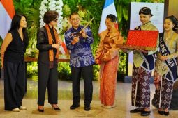 Fadli Zon resmikan Borobudur Cultural Center di depan Menbud Prancis
