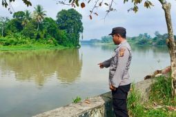 Polres OKU Timur pasang rambu peringatan dini waspada bencana alam