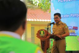 Wali Kota Tangerang sebut penataan kabel menjuntai jadi prioritas