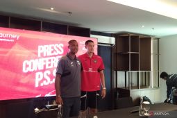 Patrick Kluivert tebar ancaman ke timnas China