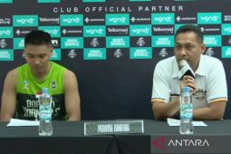 Borneo Hornbills lepas Baltazar Noerisqun