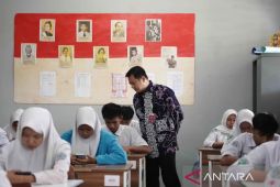 Pemprov Kaltim  pastikan 65 ribu siswa baru dapat atribut  gratis