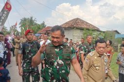 Gubernur Al Haris imbau masyarakat jaga hasil kerja TNI-AD Manunggal Air