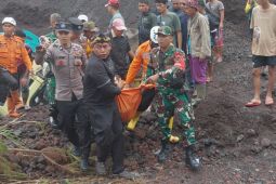 Polres Garut menetapkan tiga tersangka kasus penambangan pasir ilegal