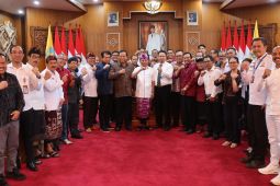 Pemprov dan kampus di Bali sepakat dirikan satu keluarga satu sarjana