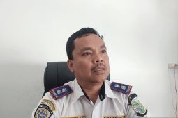Izin trayek semua  angkot di kota Jambi sudah kedaluwarsa