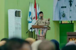 Gubernur Lampung Mirza minta sekolah tingkatkan kualitas pendidikan