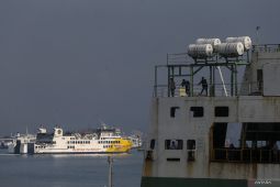 ASDP operasikan layanan Kapal Express II Merak-Bakauheni