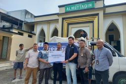 BRI Regional Manado serahkan hewan kurban di Idul Adha 1446 H