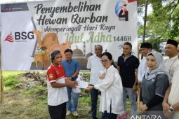 BSG dan Bapekis serahkan hewan kurban di Sulut serta Gorontalo