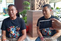 Kejari Samarinda bagikan lebih 200 bungkus daging kurban