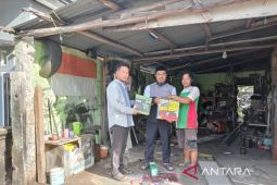 Baznas Belitung bantu seorang penyandang disabilitas kembangkan usaha bengkel las