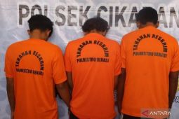 Polisi bongkar praktik penjualan obat keras modus konter ponsel