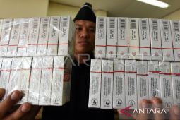 Operasi Gurita sita 294.000 batang rokok ilegal di Makassar