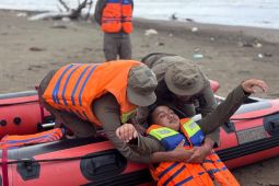 Brimob Sumut tingkatkan  kesiapsiagaan "water rescue" di Nias