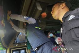 Terminal Arjosari Malang larang bus angkut penumpang di luar terminal