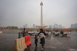 Monas dikunjungi hampir 10 ribu orang pada libur cuti bersama Idul Adha