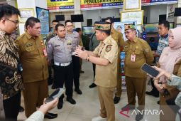 Antisipasi layanan publik lamban, Gubernur Kalteng sidak Samsat