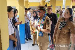 Tinjau SMAN 3 Palangka Raya, Gubernur Kalteng evaluasi sarpras penunjang pendidikan