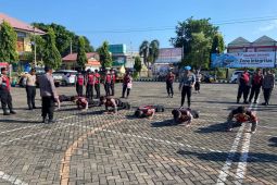 Propam Polres Situbondo sanksi sejumlah anggota tidak disiplin
