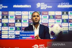 Patrick Kluivert mundur sebagai pelatih usai kekalahan Timnas Indonesia, benarkah? Cek faktanya
