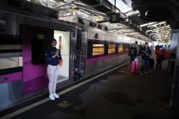 Jumlah penumpang KA Daop 2 Bandung saat libur Idul Adha naik 10 persen