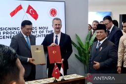 Disaksikan Presiden, Indonesia-Turki teken MoU beli jet tempur KAAN