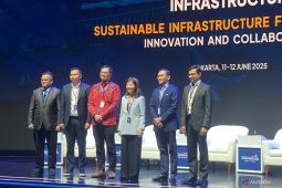 PT Telkom menekankan pentingnya keberadaan data center di Indonesia