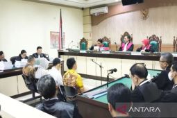 Polhukam kemarin dari tuntutan mantan Kadis PUPR hingga praperadilan