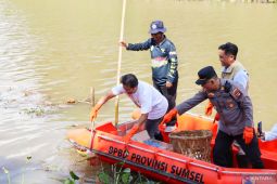 PLN gaungkan  gerakan zero sampah di sungai