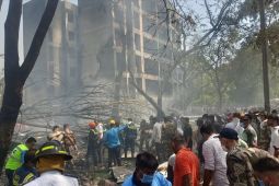 Semua penumpang pesawat Air India yang jatuh dilaporkan tewas