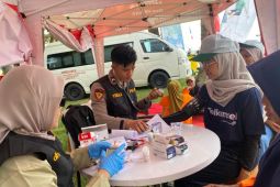 Polisi beri layanan kesehatan gratis ke peserta WSL Krui Pro