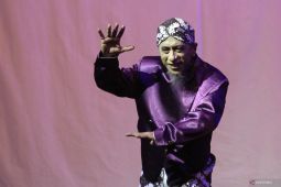 Pementasan teater cerita legenda Air Terjun Penantian